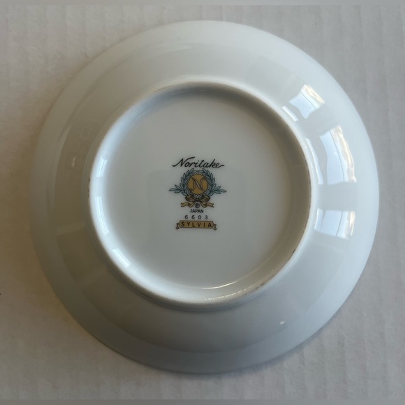 Noritake Sylvia Yogurt Bowls - Picture 5 of 5